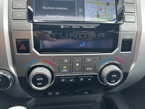 Used 2020 Toyota Tundra Platinum AWD/4WD image 32
