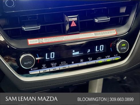 Used 2025 Toyota Corolla Cross XLE w/ Convenience Package FWD image 4