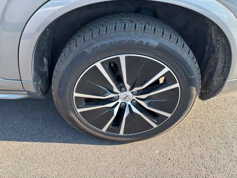 Used 2020 Volvo XC90 T6 Momentum AWD/4WD image 3