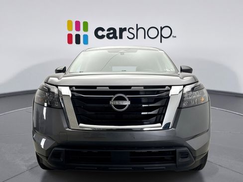 Used 2024 Nissan Pathfinder S image 8