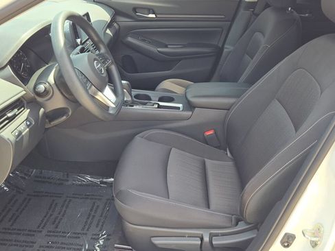 Used 2022 Nissan Altima 2.5 S FWD image 19