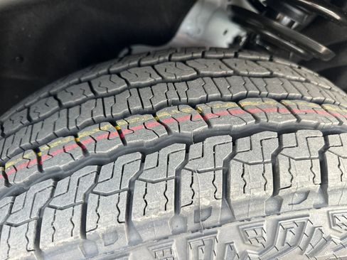 New 2026 GMC Acadia AT4 image 16