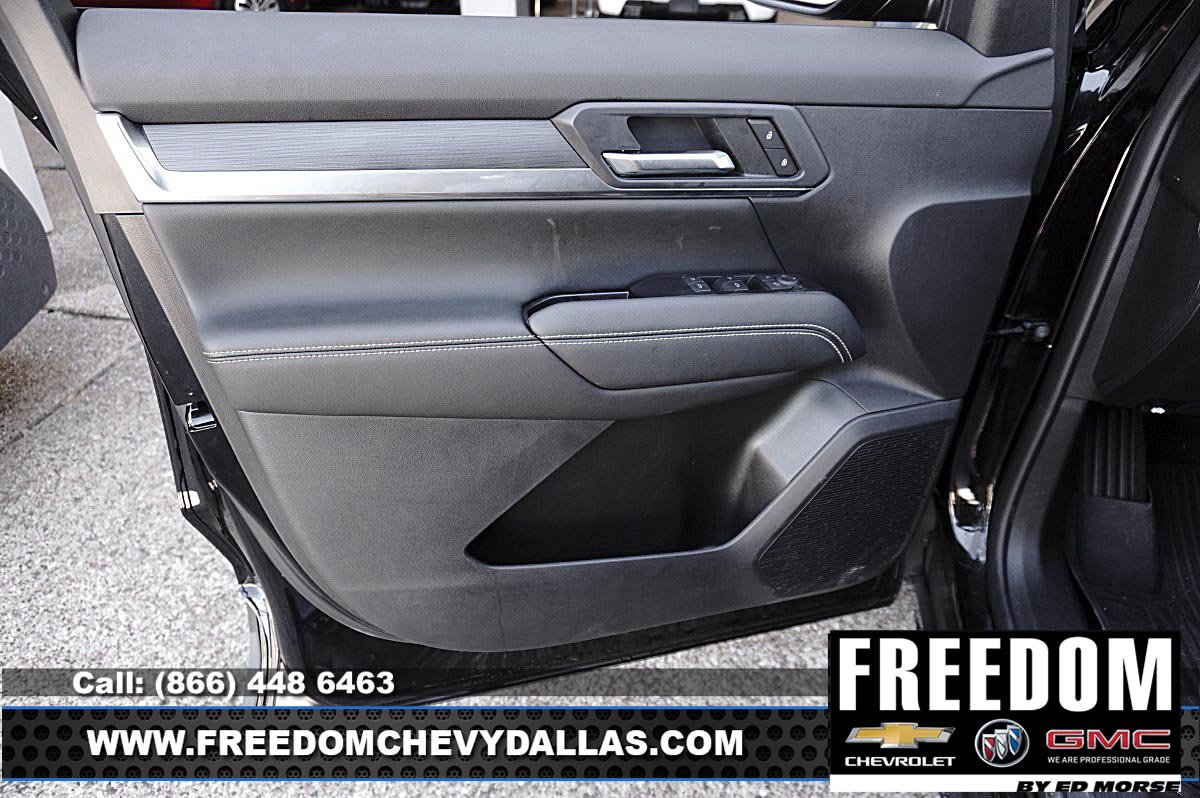 New 2027 GMC Terrain Elevation w/ Black Edition FWD image 37
