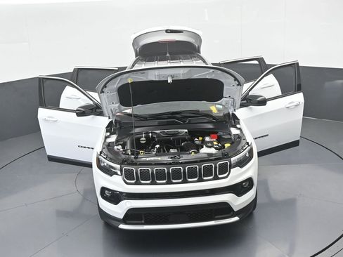 Used 2023 Jeep Compass Limited image 69