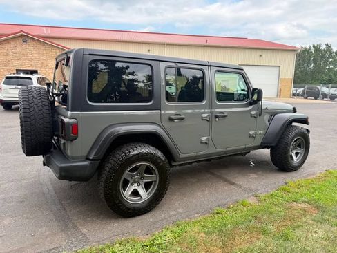 Used 2021 Jeep Wrangler Unlimited Sport AWD/4WD image 3