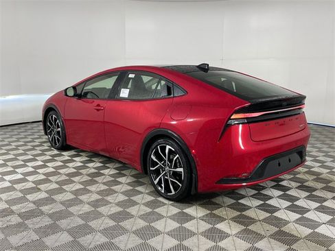 New 2026 Toyota Prius Plug-In Hybrid image 5