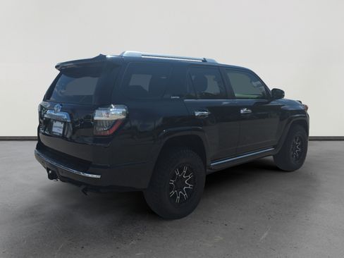 Used 2023 Toyota 4Runner Limited AWD/4WD image 5