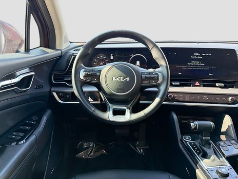 Used 2023 Kia Sportage SX image 16