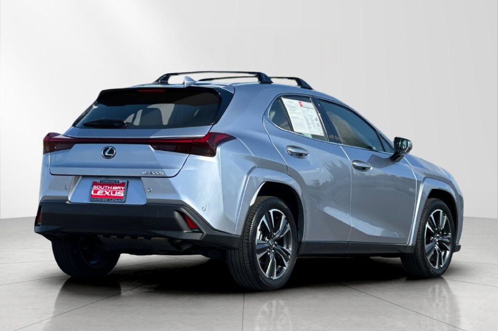 Used 2025 Lexus UX 300h FWD w/ Accessory Package (Z2) image 6
