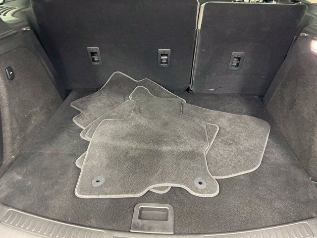 Used 2026 Lincoln Corsair Premiere AWD/4WD image 9