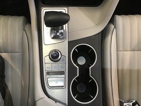 Used 2023 Genesis G70 2.0T w/ Sport Prestige Package image 37