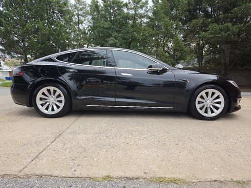 Used 2019 Tesla Model S Long Range AWD/4WD image 2