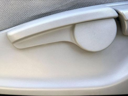 Used 2012 Toyota Tundra 2WD Double Cab image 32