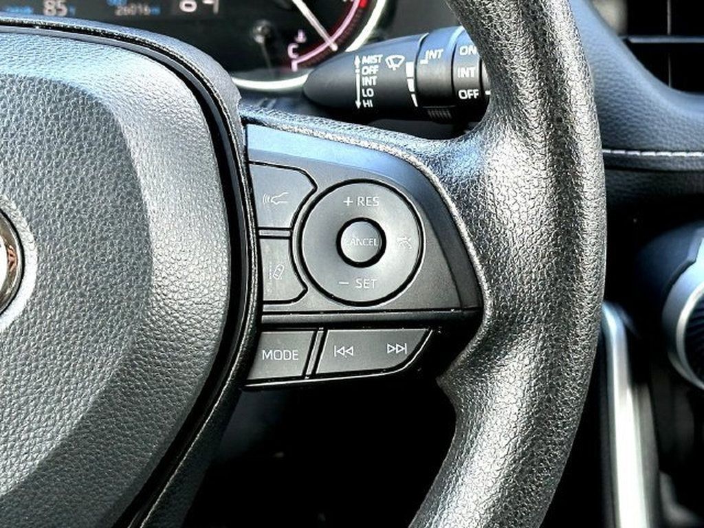 Certified 2025 Toyota RAV4 XLE AWD/4WD image 23