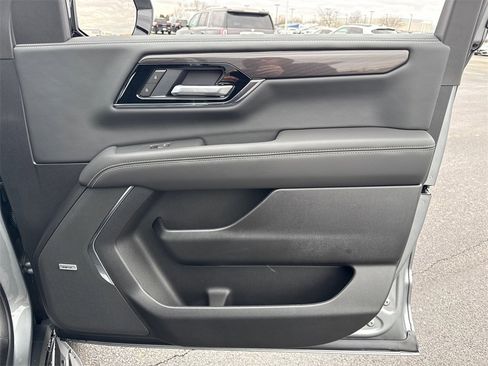 New 2026 GMC Yukon XL Elevation image 39