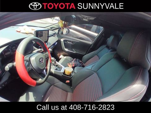 Used 2025 Toyota RAV4 XSE w/ Weather Package AWD/4WD image 4