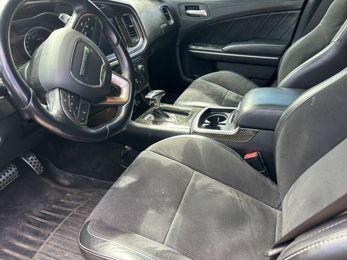 Used 2020 Dodge Charger Scat Pack RWD image 10