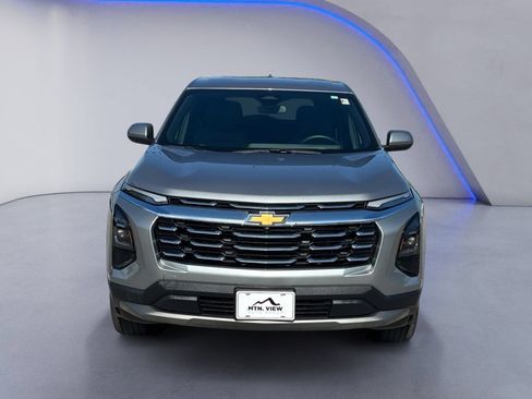 Used 2025 Chevrolet Equinox LT FWD image 8