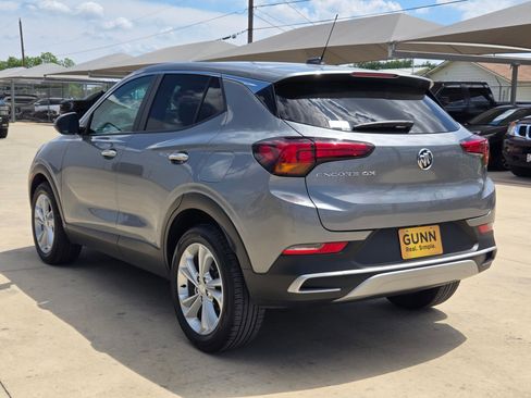 Certified 2023 Buick Encore GX Preferred w/ Cold Weather Comfort Package FWD image 5