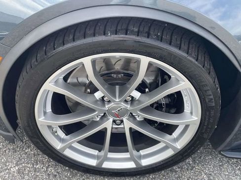 Used 2019 Chevrolet Corvette Grand Sport image 11