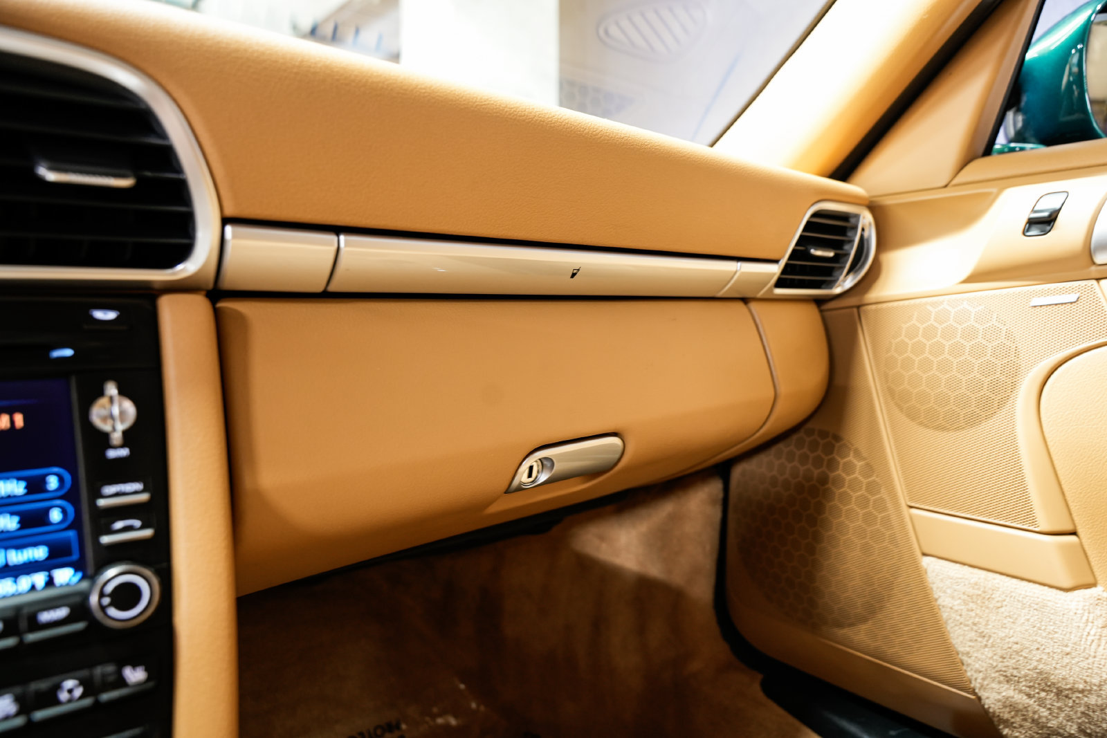 Used 2009 Porsche 911 Carrera S RWD image 16