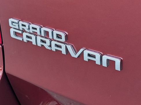 Used 2018 Dodge Grand Caravan GT image 17