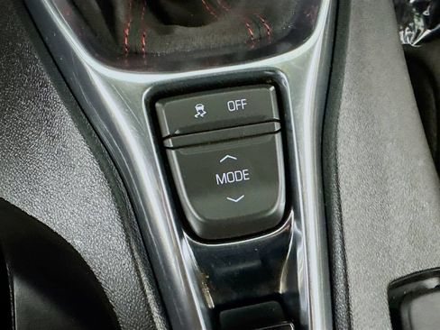 Used 2018 Chevrolet Camaro ZL1 RWD image 27