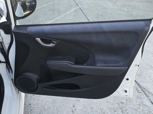 Used 2009 Honda Fit Sport image 17