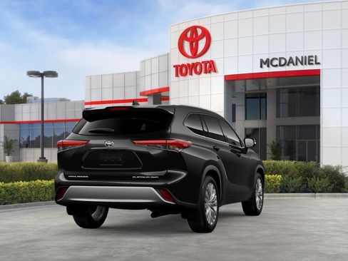 New 2026 Toyota Highlander Platinum AWD/4WD image 67