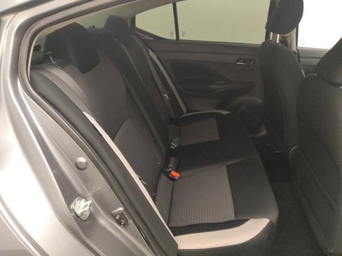 Used 2021 Nissan Versa SV FWD image 19