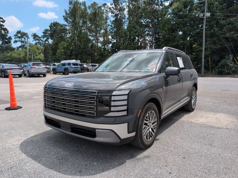 Used 2026 Hyundai Palisade SEL FWD image 4