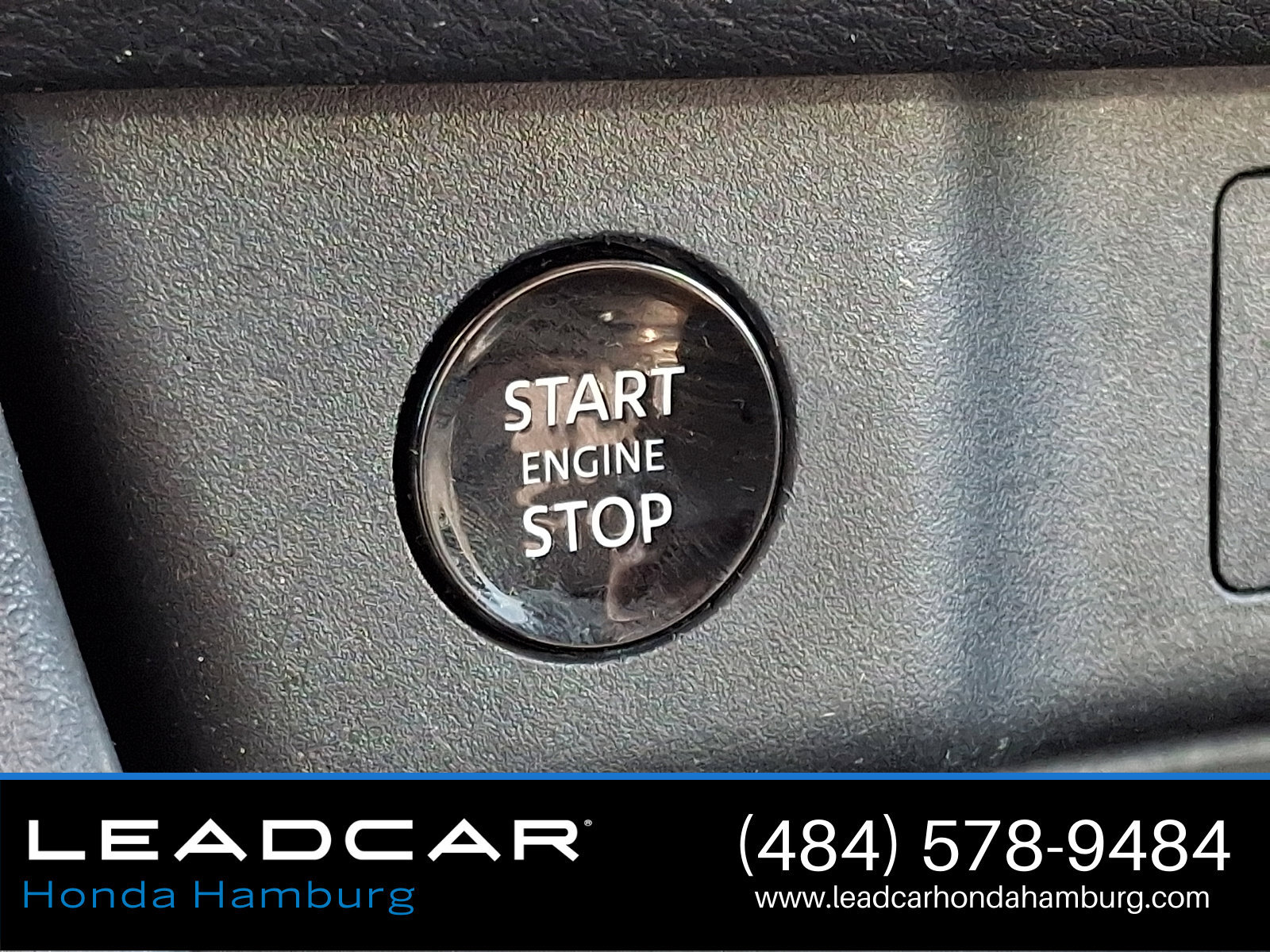 Used 2024 Nissan Rogue S AWD/4WD image 23