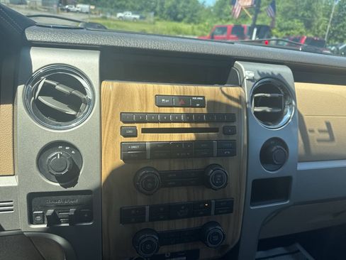 Used 2011 Ford F150 Lariat w/ Lariat Plus Pkg AWD/4WD image 27