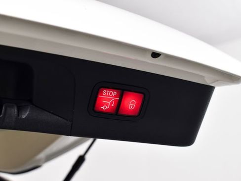 Certified 2022 Mercedes-Benz GLC 300 4MATIC w/ Premium Package Lite image 41