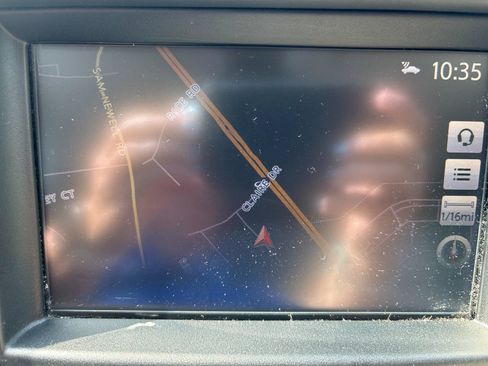 Used 2019 INFINITI QX50 Luxe w/ Navigation Package FWD image 24