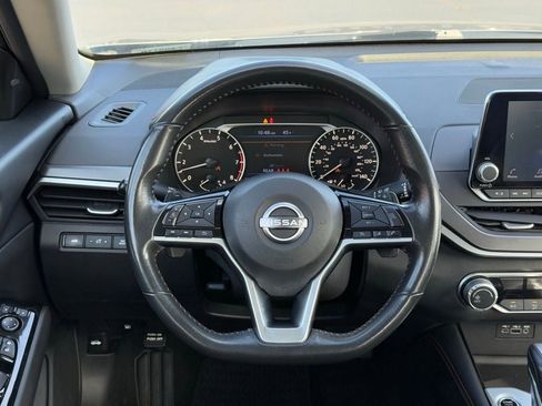 Used 2023 Nissan Altima 2.5 SR image 15