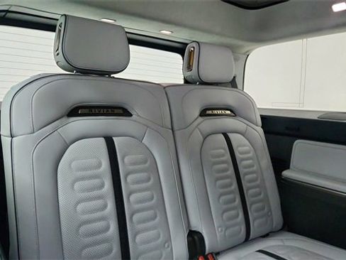 Used 2024 Rivian R1S Adventure image 29