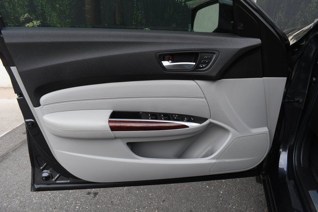 Used 2015 Acura TLX w/ Advance Package FWD image 13