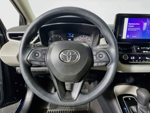 Used 2025 Toyota Corolla LE w/ Convenience Package FWD image 16