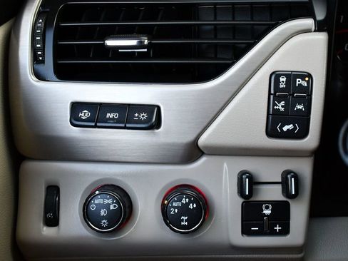 Used 2016 GMC Yukon Denali w/ Open Road Package image 59