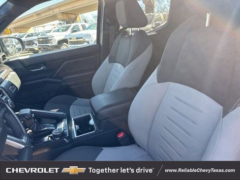 Used 2025 Toyota Tacoma SR5 image 10