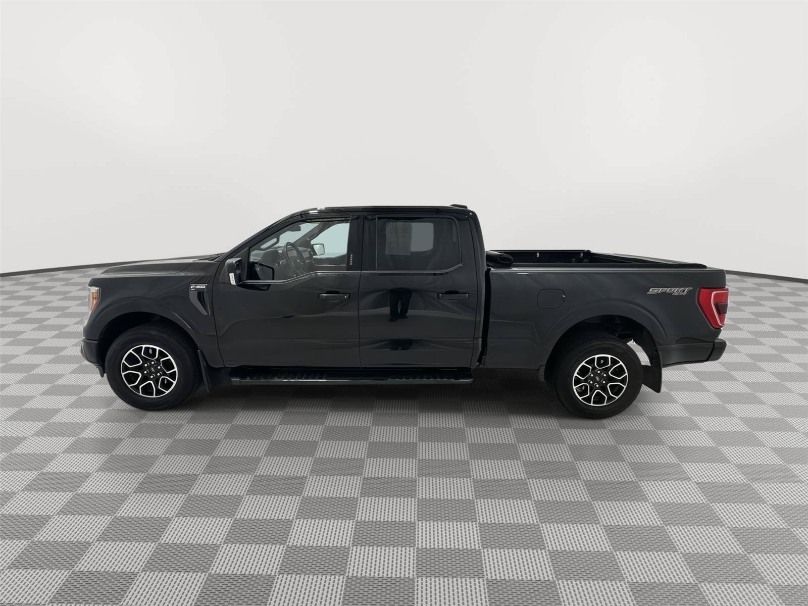 Used 2021 Ford F150 XLT w/ Equipment Group 302A High AWD/4WD image 2