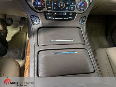 Used 2015 Chevrolet Suburban LTZ AWD/4WD image 28