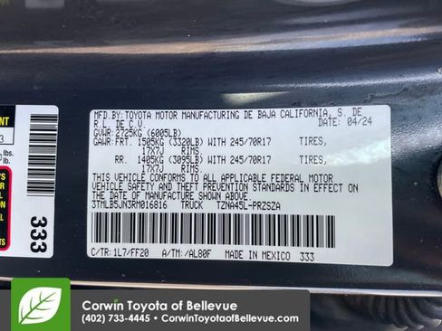 Used 2024 Toyota Tacoma SR5 AWD/4WD image 23