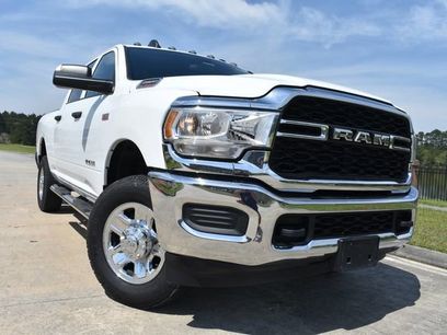 Used 2022 RAM 2500 Tradesman w/ Chrome Appearance Group