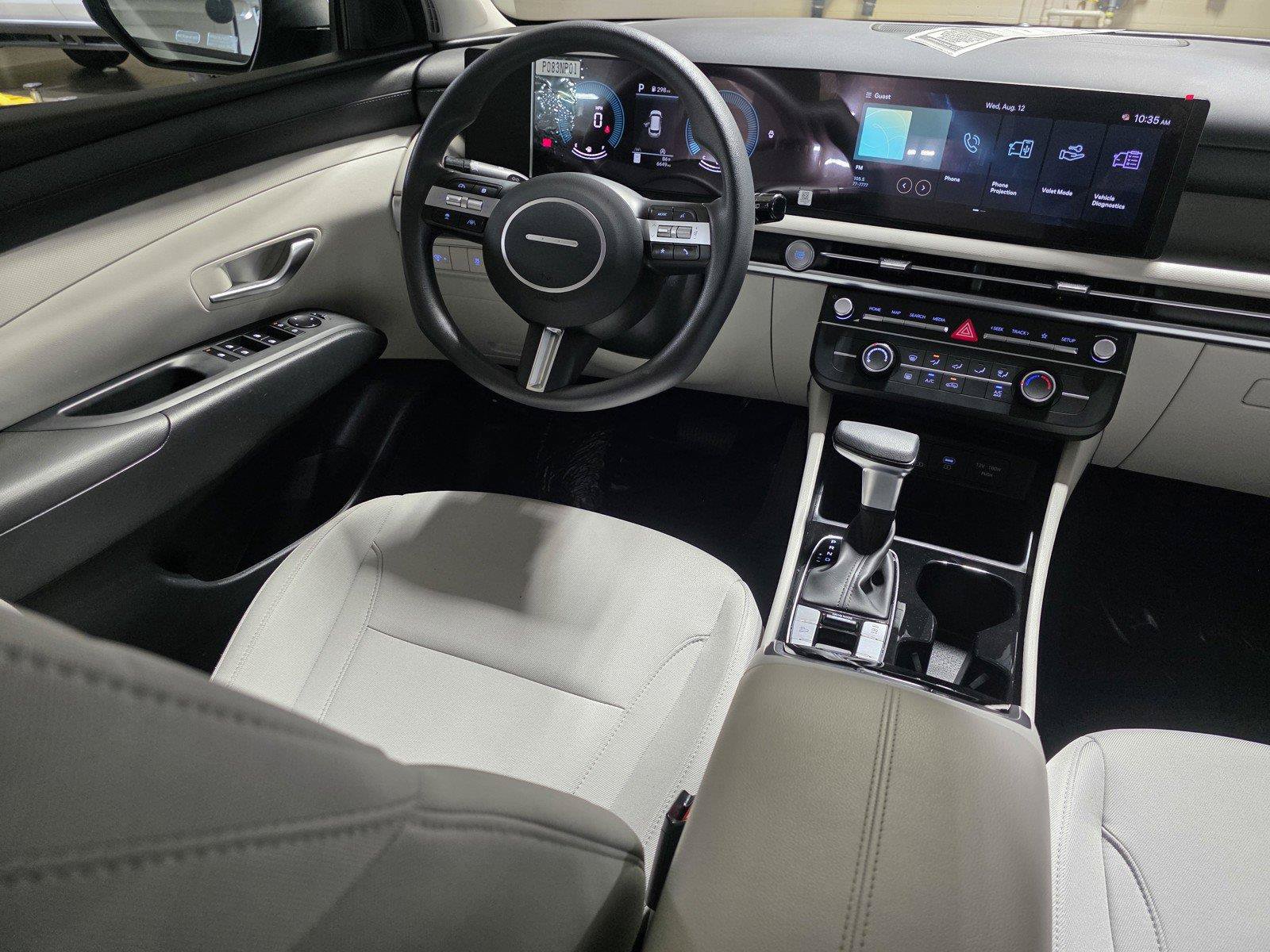 Certified 2025 Hyundai Tucson SE FWD image 19