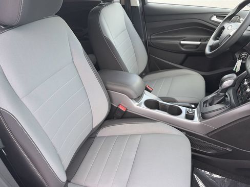 Used 2016 Ford Escape SE FWD image 33