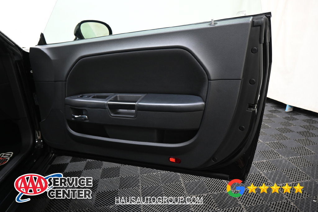 Used 2013 Dodge Challenger SXT RWD image 19