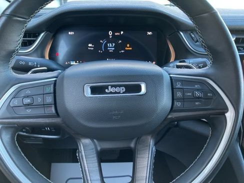 Used 2022 Jeep Grand Cherokee L Limited AWD/4WD image 20