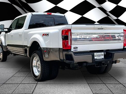 Used 2023 Ford F450 King Ranch w/ FX4 Off-Road Package AWD/4WD image 12